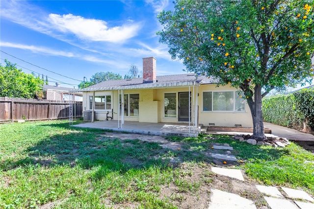 7513 Oak Park, Lake Balboa, CA 91406