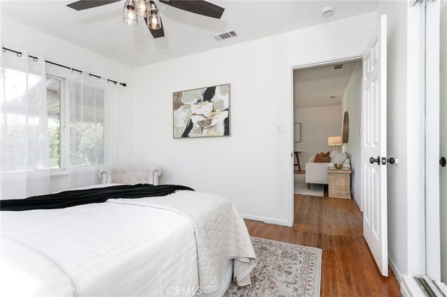 7513 Oak Park, Lake Balboa, CA 91406