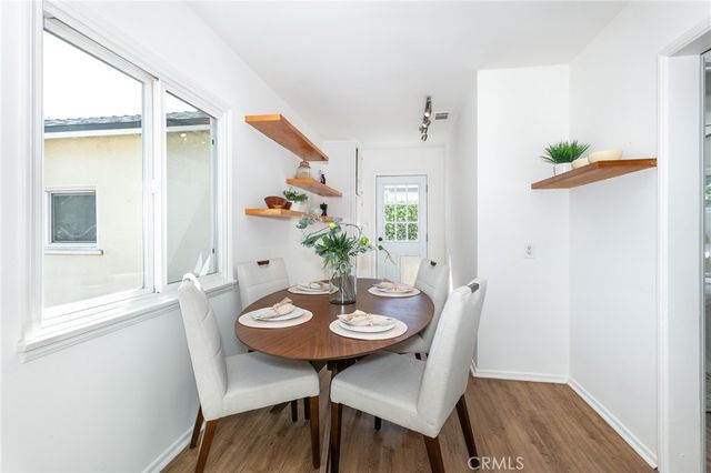 7513 Oak Park, Lake Balboa, CA 91406