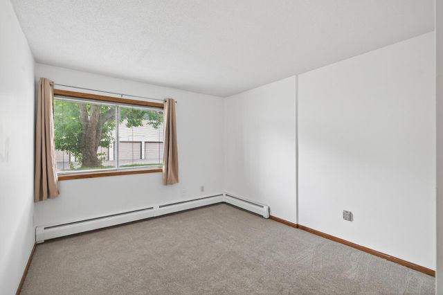 12826 Nicollet Avenue 102, Burnsville, MN 55337