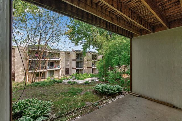 12826 Nicollet Avenue 102, Burnsville, MN 55337