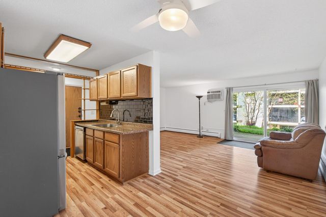 12826 Nicollet Avenue 102, Burnsville, MN 55337