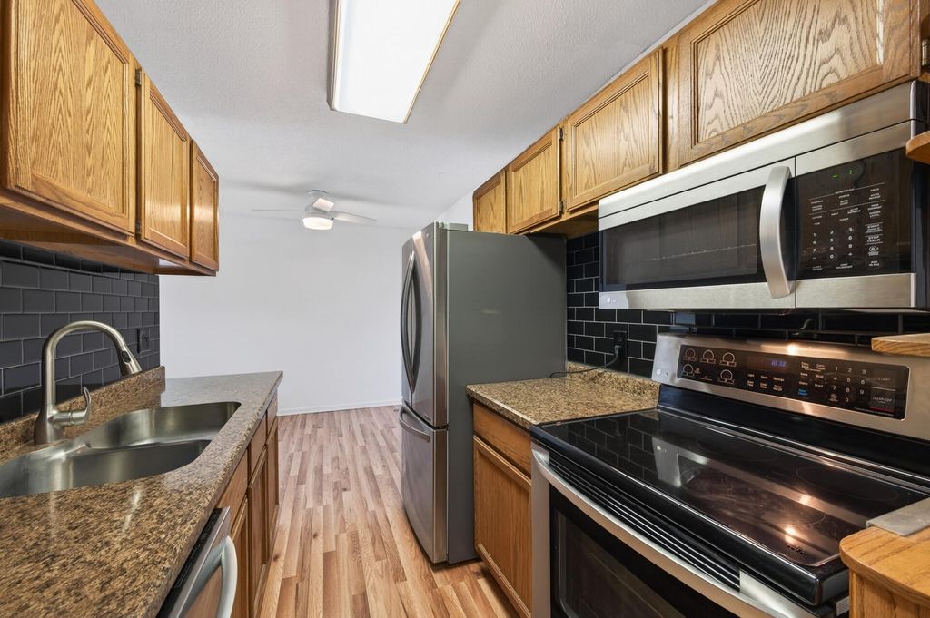 12826 Nicollet Avenue 102, Burnsville, MN 55337