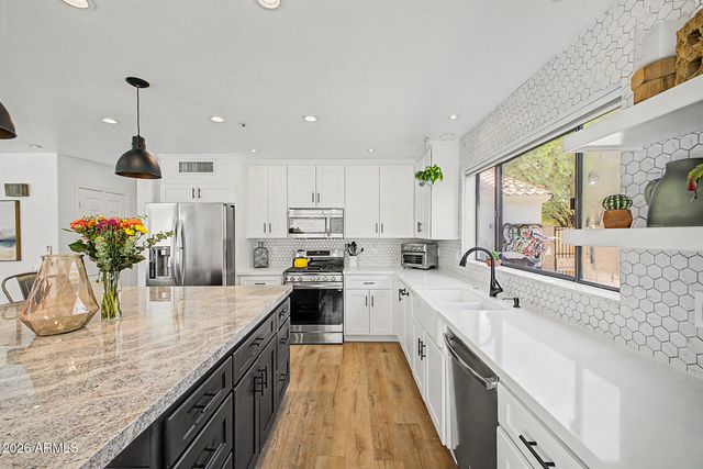 9014 E JANICE Way, Scottsdale, AZ 85260