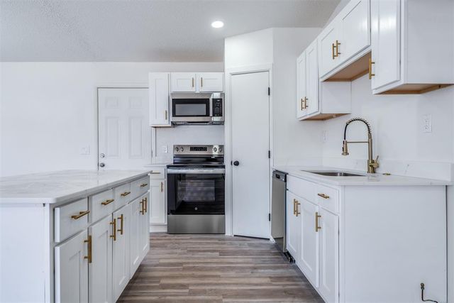 1221 SW 78th Terrace, Oklahoma City, OK 73139