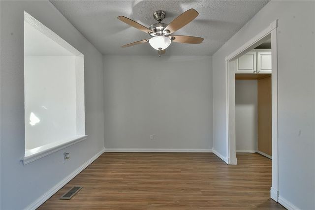 13917 E Crossing Way, Edmond, OK 73013