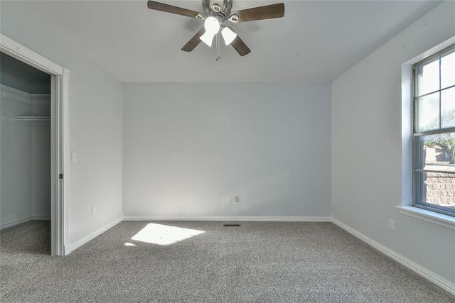 13917 E Crossing Way, Edmond, OK 73013