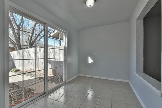 13917 E Crossing Way, Edmond, OK 73013