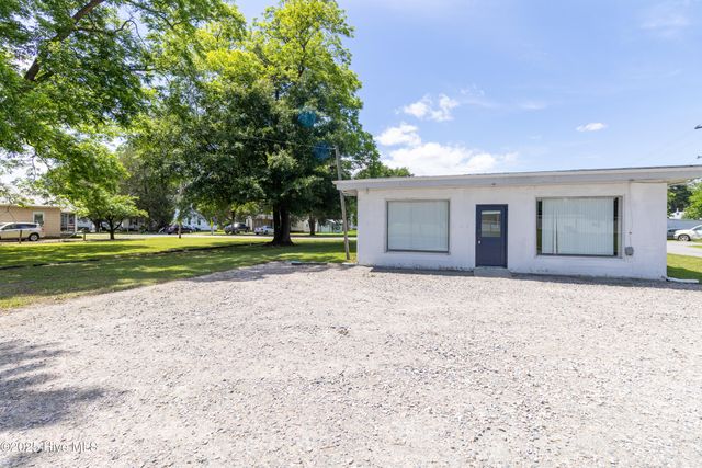 1111 N Oakum Street, Edenton, NC 27932