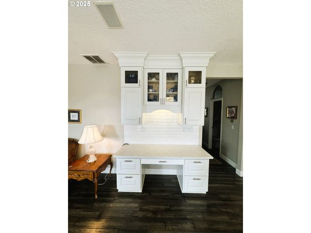 11782 Se MOUNTAIN SUN Dr, Clackamas, OR 97015