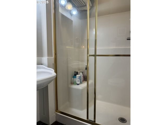 11782 Se MOUNTAIN SUN Dr, Clackamas, OR 97015