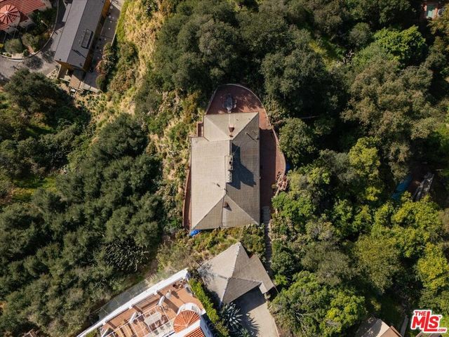 3200 Deronda Drive, Los Angeles, CA 90068