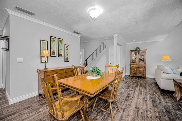 932 MYAKKA COURT NE, St Petersburg, FL 33702
