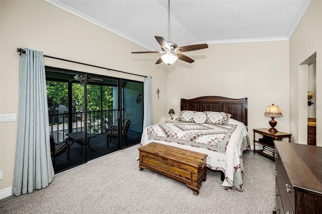 932 MYAKKA COURT NE, St Petersburg, FL 33702
