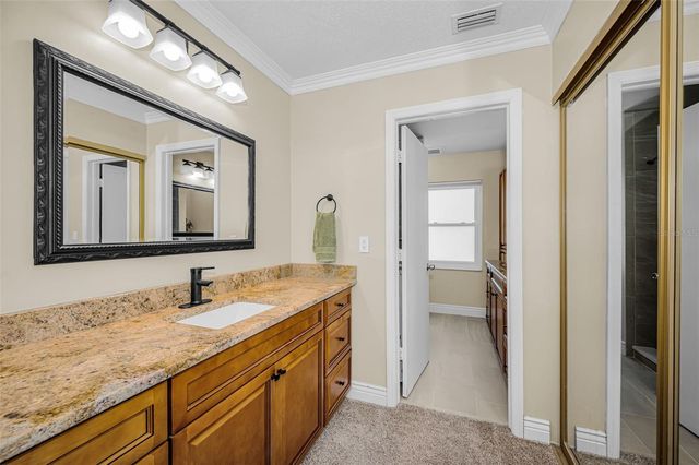 932 MYAKKA COURT NE, St Petersburg, FL 33702