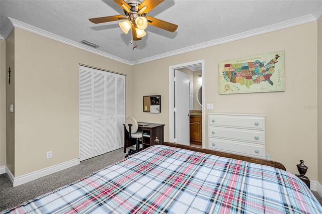 932 MYAKKA COURT NE, St Petersburg, FL 33702