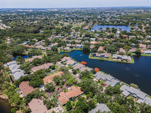 932 MYAKKA COURT NE, St Petersburg, FL 33702