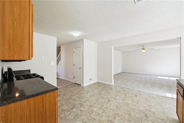 6163 Remington Park, Lithonia, GA 30058