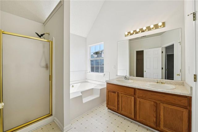 6163 Remington Park, Lithonia, GA 30058