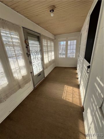 2648 Ontario Avenue, Niagara Falls, NY 14305