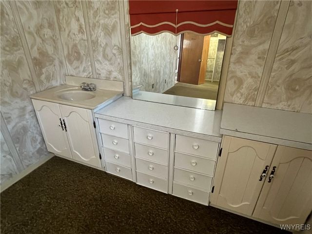 2648 Ontario Avenue, Niagara Falls, NY 14305