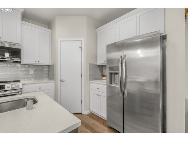 12049 Se 5TH St, Vancouver, WA 98683