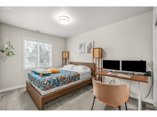 12049 Se 5TH St, Vancouver, WA 98683