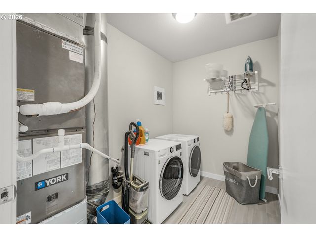 12049 Se 5TH St, Vancouver, WA 98683