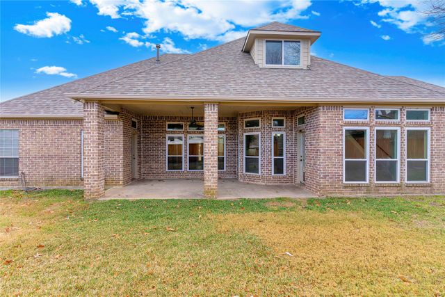 1508 Leaning Oak Lane, Cleburne, TX 76033