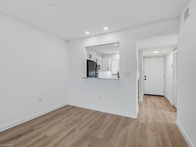 4245 27th CT SW # 201, Naples, FL 34116