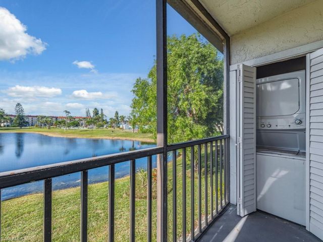 4245 27th CT SW # 201, Naples, FL 34116