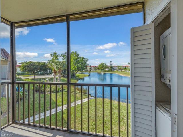 4245 27th CT SW # 201, Naples, FL 34116