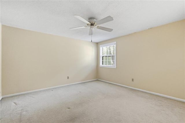 2206 W 120th Street, Leawood, KS 66209