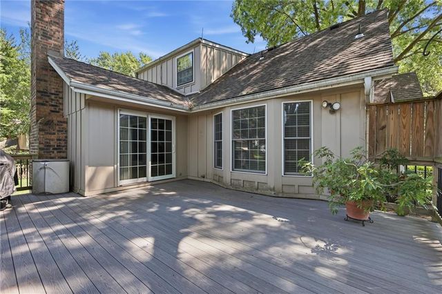 2206 W 120th Street, Leawood, KS 66209