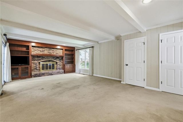 2206 W 120th Street, Leawood, KS 66209