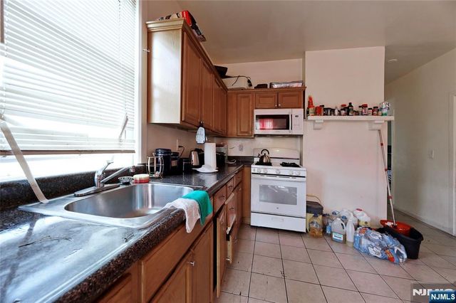 240-242 Ellis Avenue, Irvington, NJ 07111