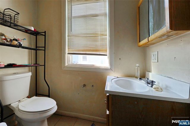 240-242 Ellis Avenue, Irvington, NJ 07111