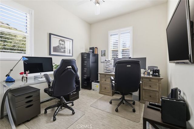 4977 Hydepark, Agoura Hills, CA 91301