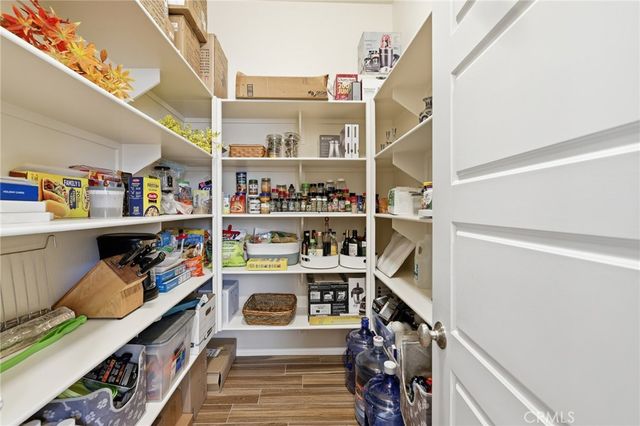 4977 Hydepark, Agoura Hills, CA 91301