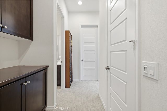 4977 Hydepark, Agoura Hills, CA 91301