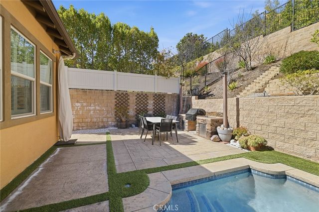 4977 Hydepark, Agoura Hills, CA 91301