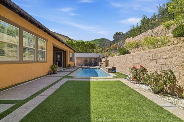 4977 Hydepark, Agoura Hills, CA 91301