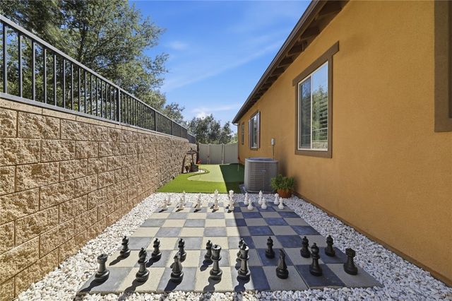 4977 Hydepark, Agoura Hills, CA 91301