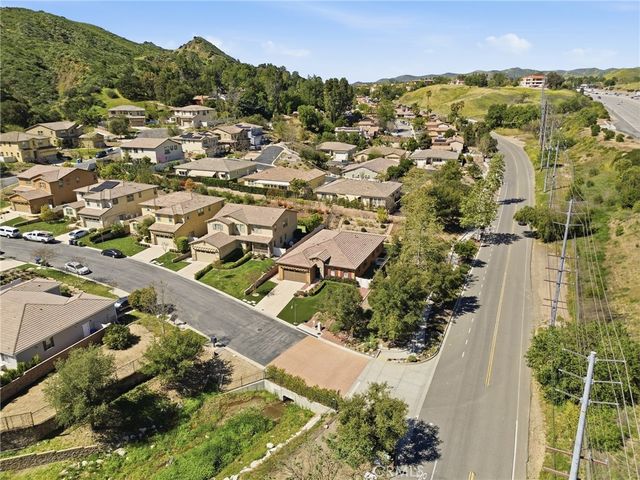 4977 Hydepark, Agoura Hills, CA 91301