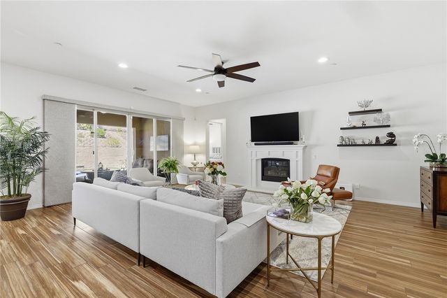 4977 Hydepark, Agoura Hills, CA 91301