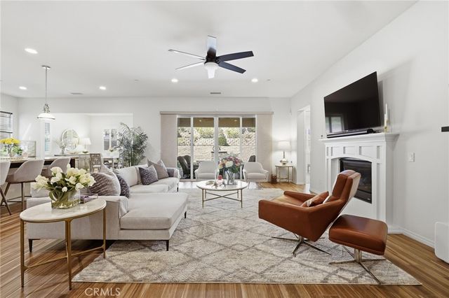 4977 Hydepark, Agoura Hills, CA 91301