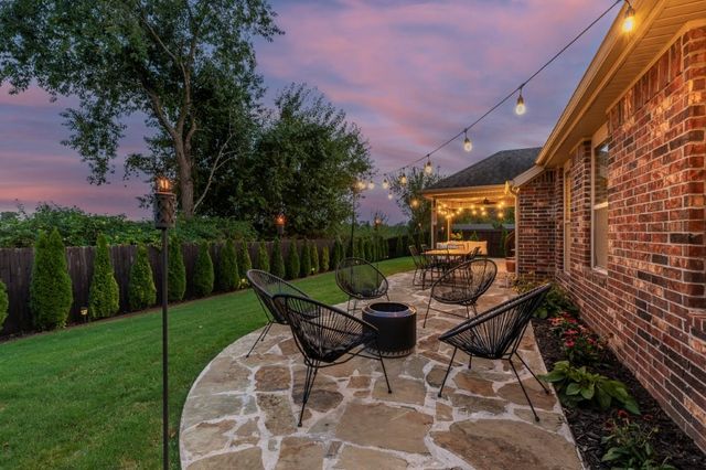 3105 S 4th Street, Rogers, AR 72758