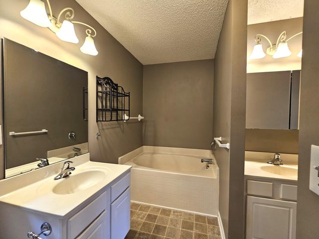 411 Aberdeen Circle, Summerville, SC 29483