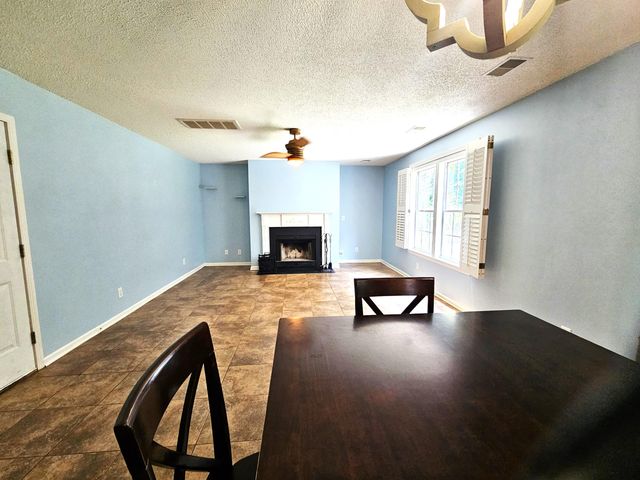 411 Aberdeen Circle, Summerville, SC 29483