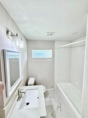 10402 Hinds Street, Houston, TX 77034